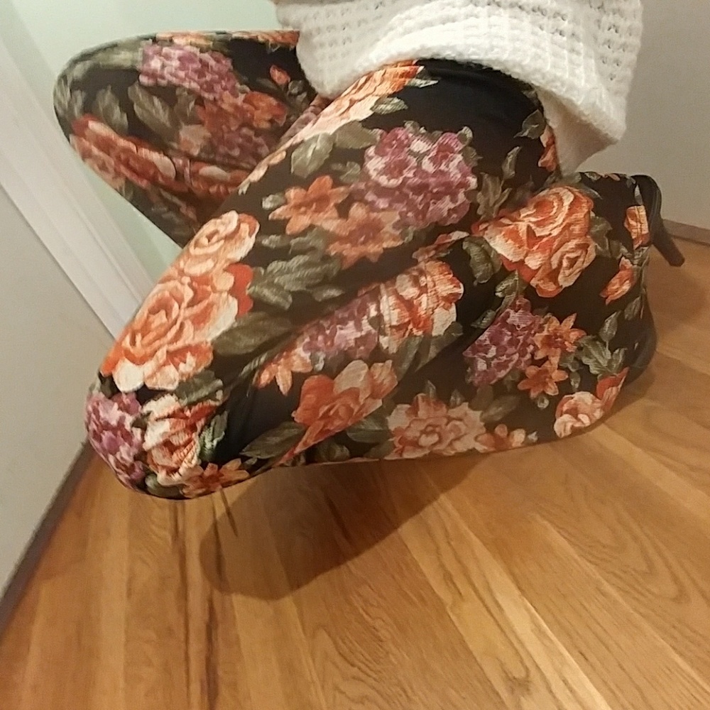 Ashley Blue NWT Flowy Palazzo Boho Pants